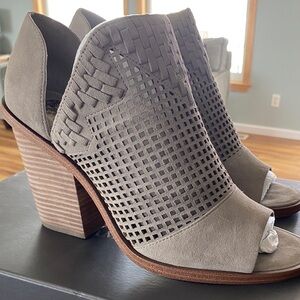 Vince Camuto Storm Grey Peep-Toe Block Heels
Never Worn
